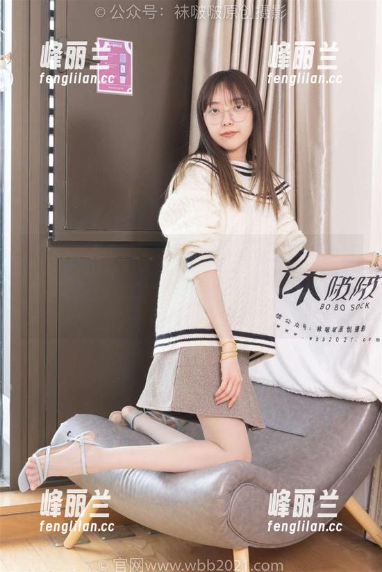 BoBoSocks袜啵啵 - 糯米裸足花絮版定制图集：一系列“哦，这也太可爱了吧”的瞬间。