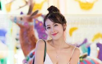 IMiss爱蜜社 – 看乐薇Vivi的透明原图，真是透心凉，心飞扬的奇妙体验！
