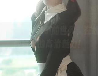 进入Natsuko夏夏子的世界，在线欣赏吉他妹妹的高清魅力！