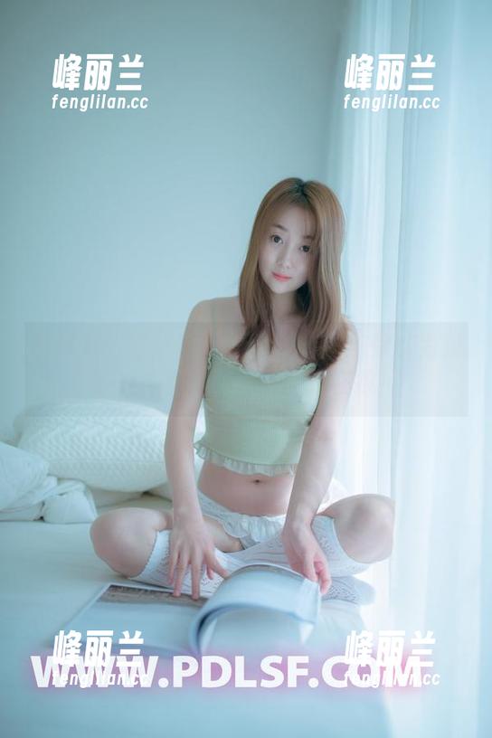 PDL潘多拉 - 艾小青泳装套图：你以为我只是在拍照吗？不，是在撩！