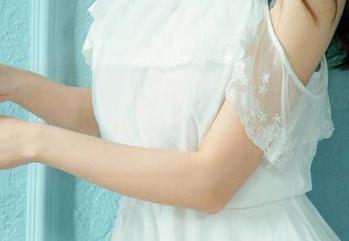 UGirls尤果网 – 定制泳池图集：景思晴上线，水都变得更清澈了？