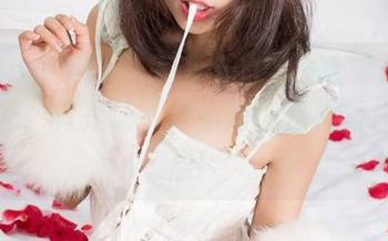 UGirls尤果网 – 王语纯的毛衣大穿越——无圣光，真是让人分不清你是模特还是邻居！