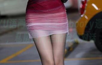 XIAOYU语画界 – 当芝芝booty遇上黑白，私房图片里的沉默对话
