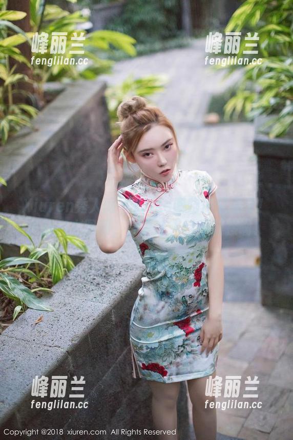 Xiuren秀人网 - Elise谭晓彤又来了！最新内衣图册，真是让人目不暇接啊！