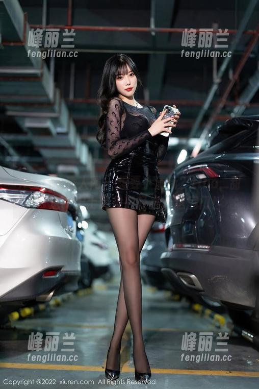 Xiuren秀人网 - 想要小清新？tina_甜仔定制护士图集轻轻推开这扇门！