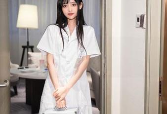 Xiuren秀人网 – 看！可乐Vicky女神又来了：探寻那些让人惊叹的图片资源。
