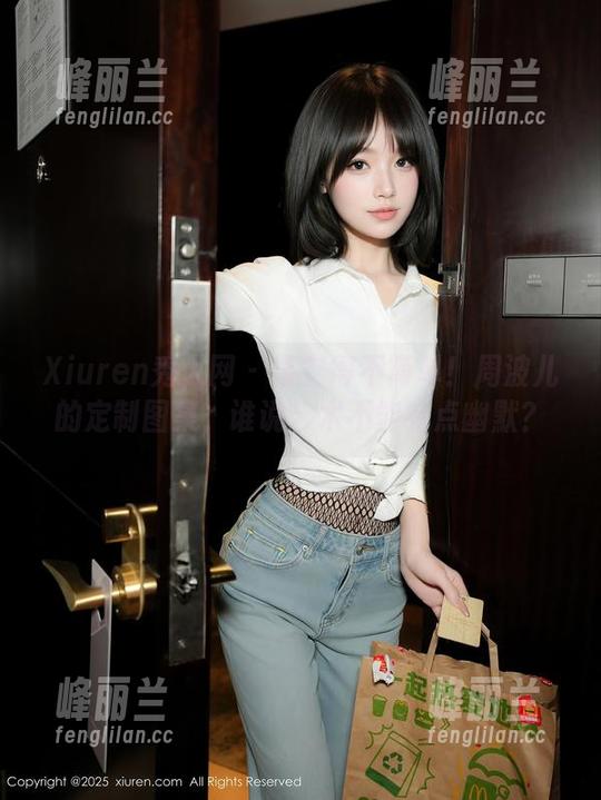 Xiuren秀人网 - 镂空得不简单！周波儿的定制图集，谁说艺术不能有点幽默？