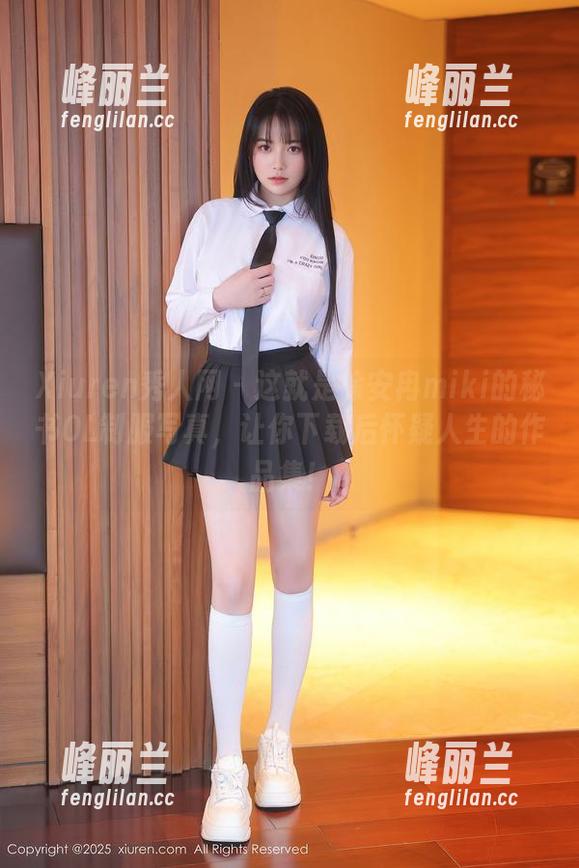 Xiuren秀人网 - 这就是徐安冉miki的秘书OL制服写真，让你下载后怀疑人生的作品集！