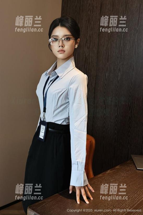 Xiuren秀人网-沐沐baby Xiuren秀人网 - 沐沐baby独特的女仆写真:小细节偷偷撩你哦