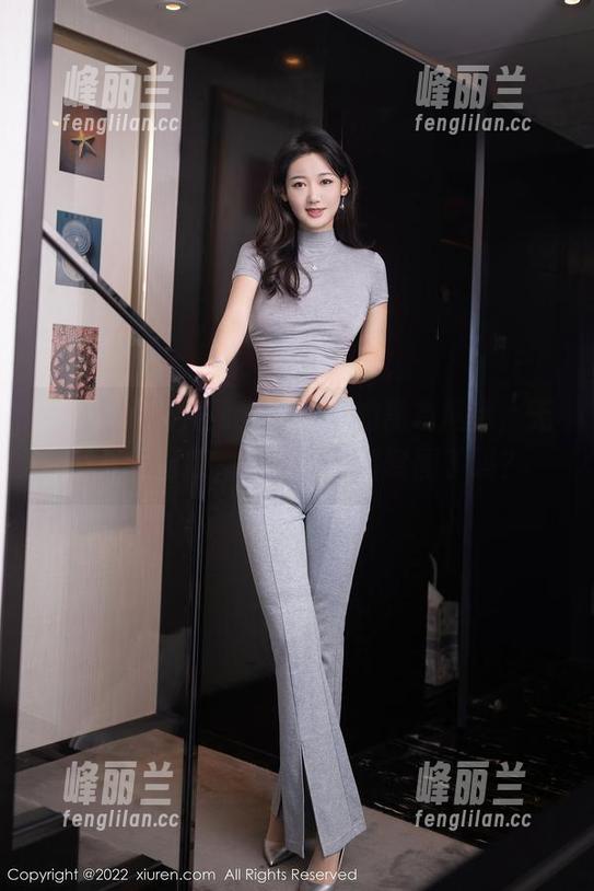 Xiuren秀人网 - 白琮瑗的黑色风情，无圣光也能撩，你准备好看套图了吗？