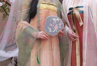 Xiuren秀人网 – 陈小喵写真集：纯白得无法直视，感觉自己快要被洗白了！