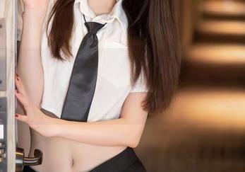 Xiuren秀人网 – 居家日常，陈念灵Vickyao的美图更新有种让人心动的魔力！