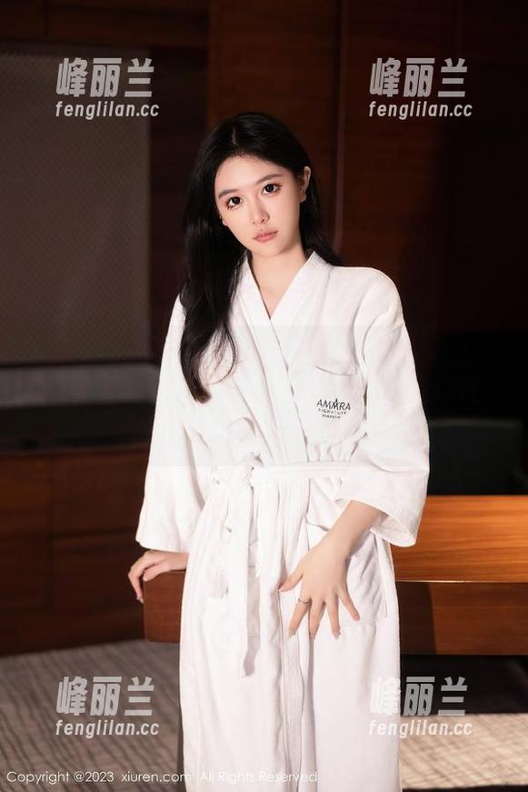 Xiuren秀人网 - 这组原图我真的是爱了，龙泽美曦的少女气息太撩了，感觉自己在偷瞄一样。
