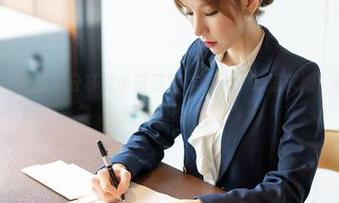 YouMi尤蜜荟 – 分享熊小诺花嫁作品集：好想求婚，但是……我不想结婚！