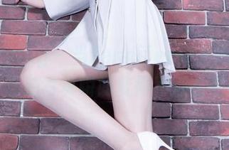 beautyleg – 当Jennifer穿上她的睡衣，私拍写真瞬间变得不那么私密