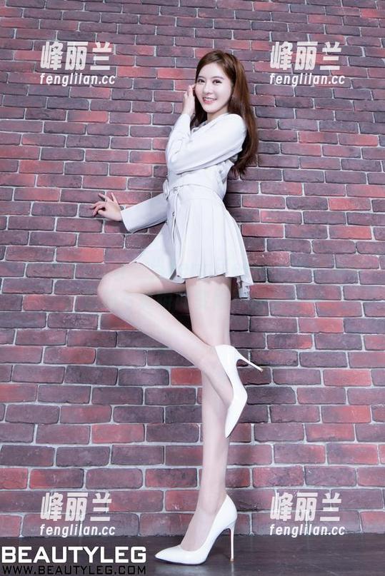 beautyleg-Jennifer beautyleg - 当Jennifer穿上她的睡衣,私拍写真瞬间变得不那么私密