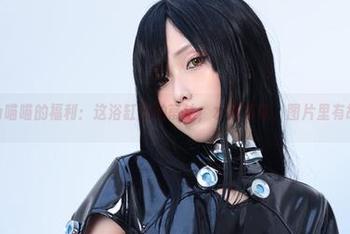 eliza喵喵的福利：这浴缸里的蒂法，水波荡漾，图片里有故事！