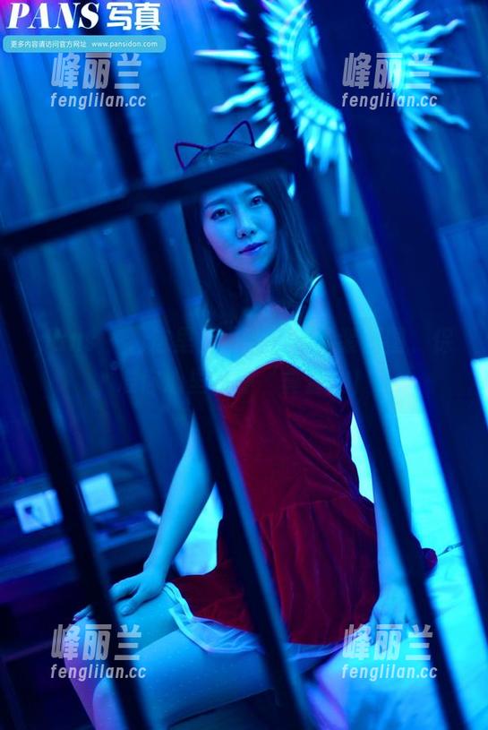 pans-英英 pans - 看这里!最新英英泳装原图,保准你心里直呼‘真香’!