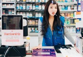 yeeun孙乐乐Loozy_硬核，全套原图就像找到了人生的真谛——太魔性了！
