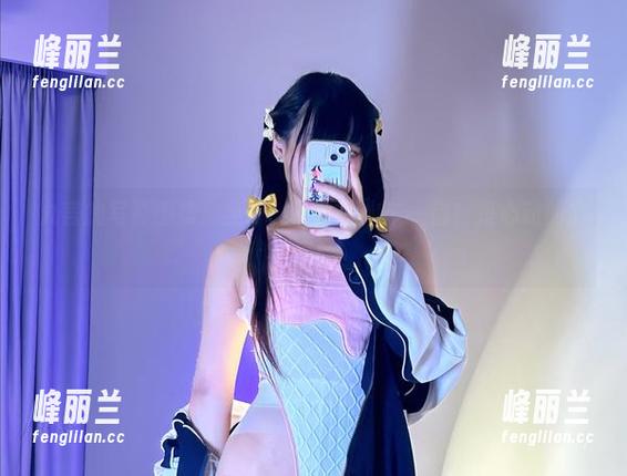 九言的写真图集：坐好，准备开火车—错！是心动的旅程！