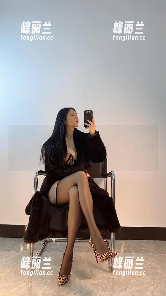 微密圈 - 最新“俏妞qiaoniu66”奶牛作品，简直是颜值与名气兼备，快点来围观！
