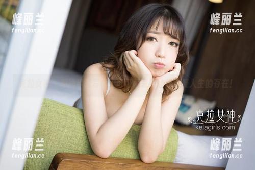 克拉女神 - 周迪学妹写真：可可爱爱到让你怀疑人生的存在！