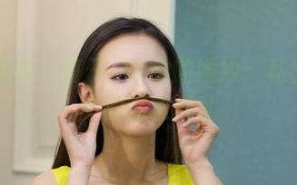 克拉女神 – 高子琁与她的婚纱：私房图片中的甜蜜混乱