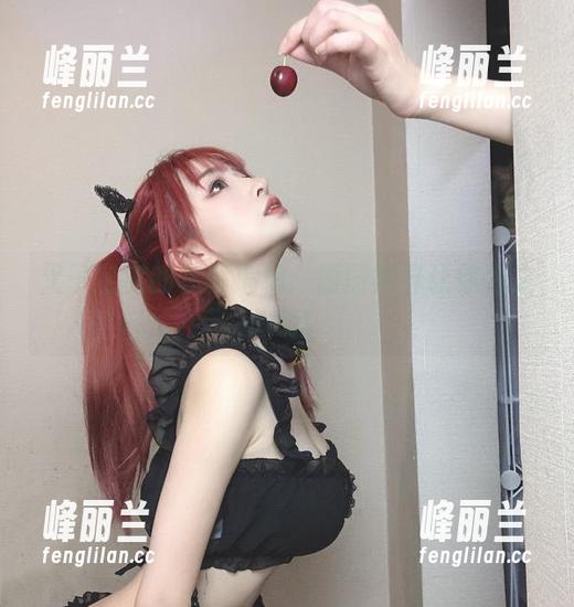 叉子宝宝的套装揭秘：原图照样让你为之心动！