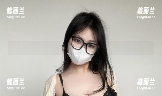 微密圈 - 打开可爱的肉巴的兔女郎宝箱：全新原图与壁纸等你来下载！