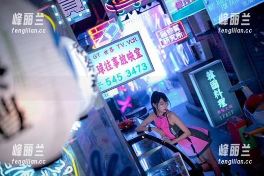 吹着海风的周叽是可爱兔兔，jk福利原图真是让人想多看几眼！
