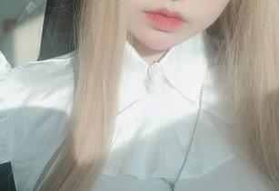 看！女主K在瑜伽服中化身女神，图片合集让人心向往之！