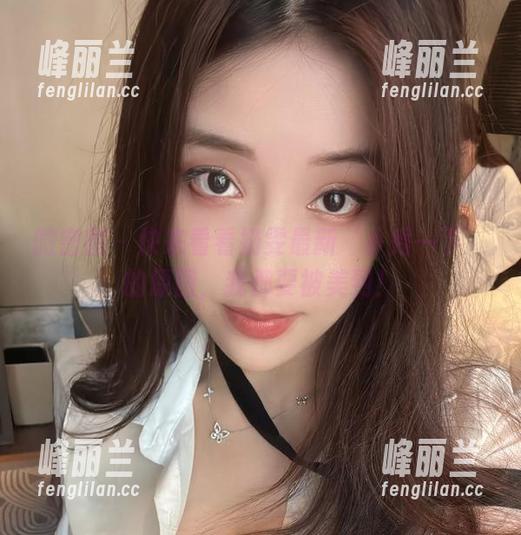 微密圈 - 快来看看奶雯最新‘小秀一下’的原图，我都要被美到！