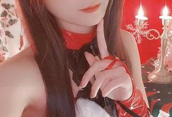 嫣嫣子在线，白昼梦：每天都在想，能不能变成梦中的她？