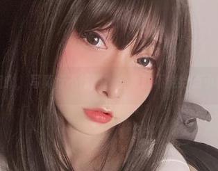 小泉学姐吖，写真行不行啊？全集就不能给点小惊喜吗？