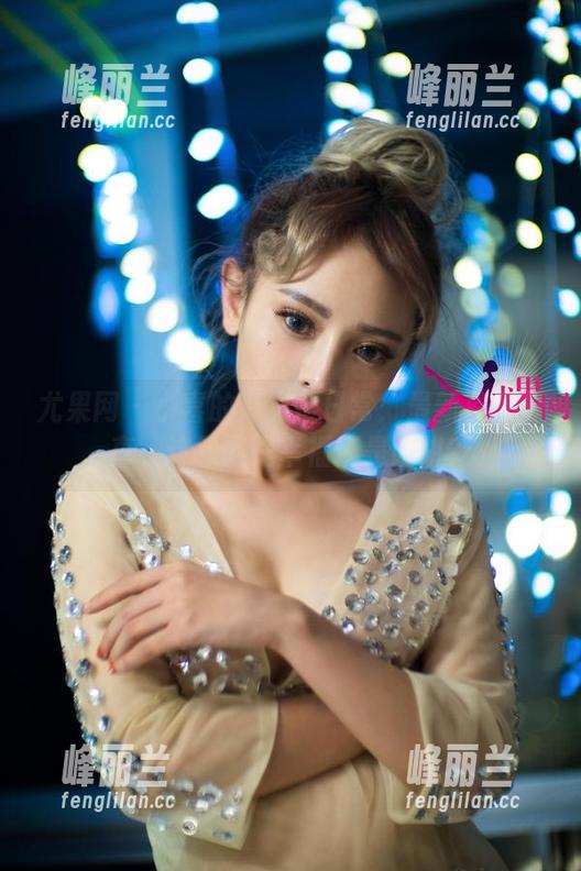 尤果网-小喜 尤果网 - 小喜的高跟鞋日常:最新资源分享,这双鞋是幸福还是陷阱?