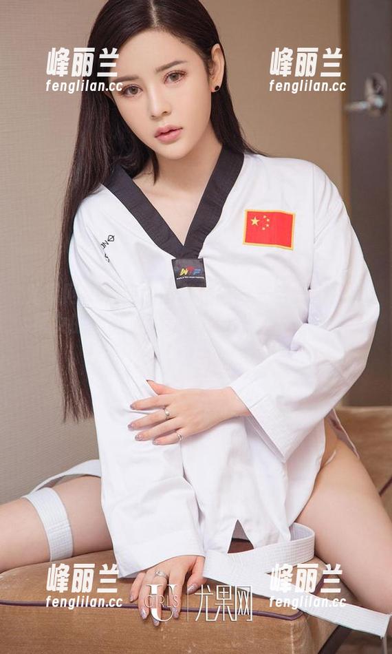 尤果网 - 笑笑的图集精选——当我们把ins风女的幽默放大，真的是兴奋得像个孩子！