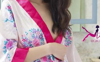 尤果网 – 当芝芝Booty遇见女友，写真和图片交织出的小情愫