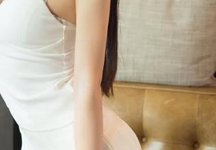 尤果网 – 陈怡曼的剧情套图：轻轻松松撩动你的心弦，果然是个魅力四射的博主！