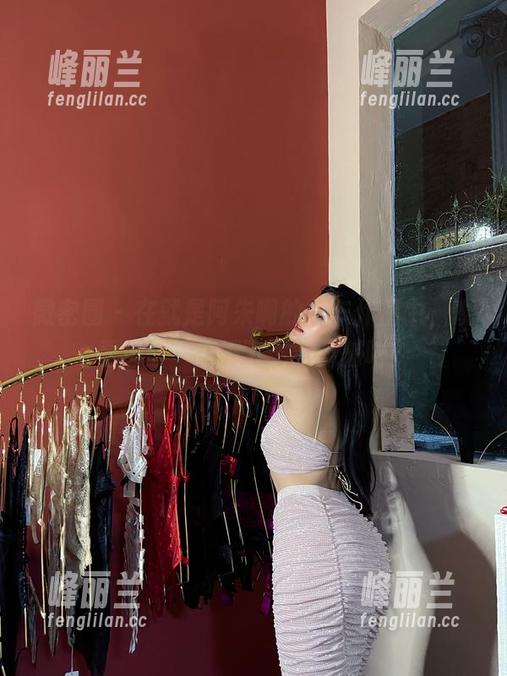 就是阿朱啊 微密圈 - 在就是阿朱啊的火车作品中,观看那些“停不下”的时刻吧!