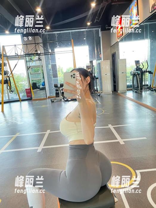 微密圈 - 左公子666与她的内衣：一场资源合集中的窥探之旅
