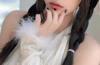 黑茶千层全新来袭，布丁大法的写真集更新，甜到你心里！