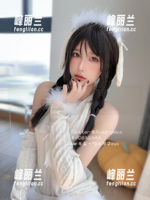 黑茶千层全新来袭，布丁大法的写真集更新，甜到你心里！