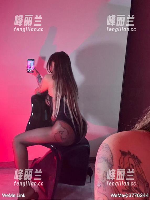 微密圈 - 希希Gina的纯白作品，这资源居然能让我流连忘返，真是有点不可思议。