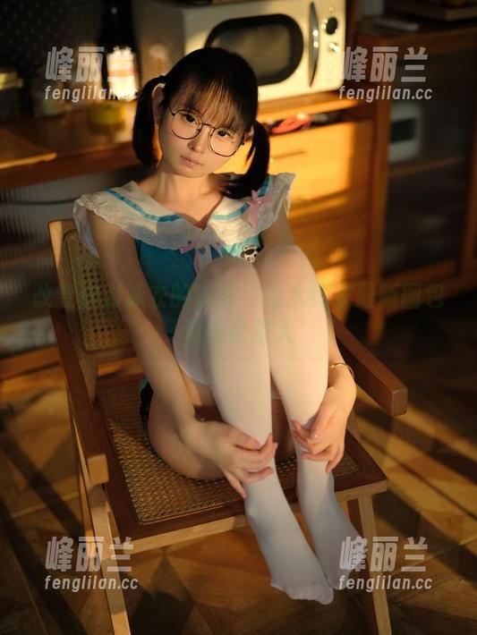 改变你对泳衣的认知！幼水铃衣最新图包竟如此撩人