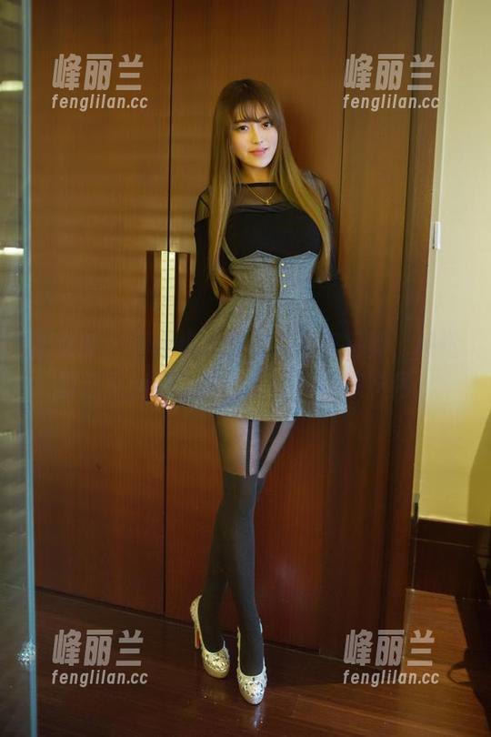 推女郎-赵惟依 推女郎 - 看赵惟依的清纯私房写真,感觉自己又回到了那个无忧的青葱岁月。