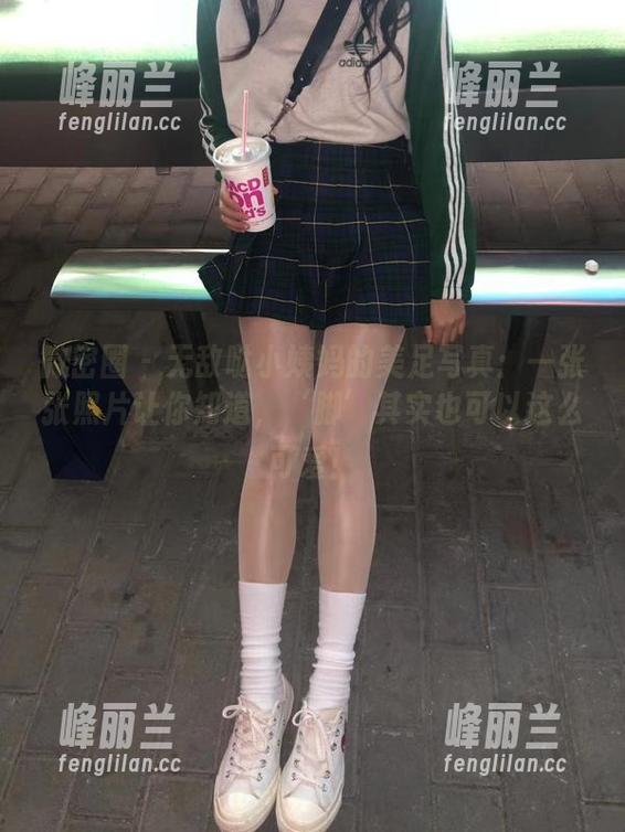微密圈 - 无敌哒小姨妈的美足写真：一张张照片让你知道，‘脚’其实也可以这么可爱！
