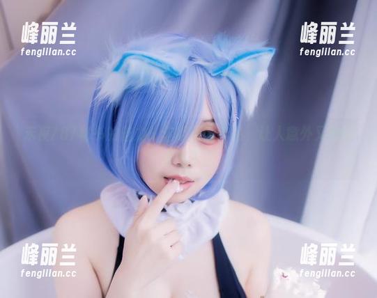 末夜787秘书的魅力：这组原图作品，让人意外又想继续看下去