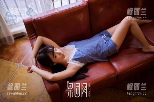 果团网-little贝壳喵 果团网 - 这天台真是个好地方——little贝壳喵的写真集锦!