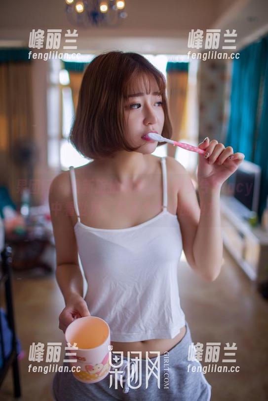 果团网-何梦兮Stacy 果团网 - 最新旅拍原图,从何梦兮Stacy眼中看世界,真是个奇妙的地方!