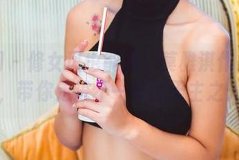 果团网 – 修女风也能撩！莫雅淇作品分享，带你走进不一样的天主之光